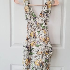 HOT TOPIC MARVEL OVERALL SHORTS